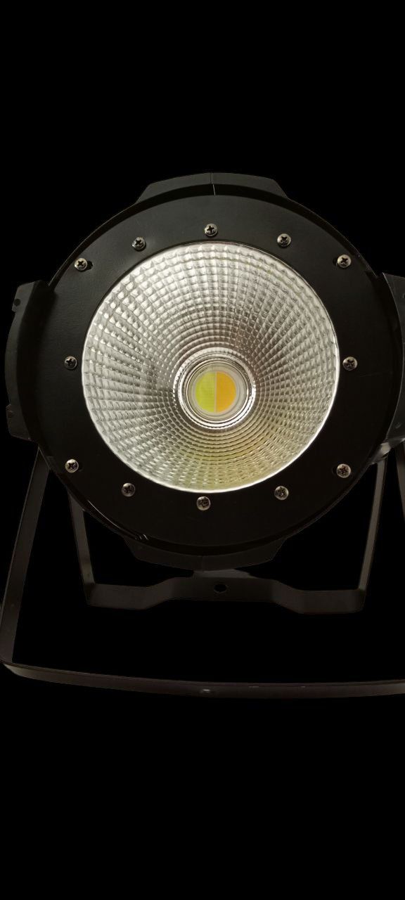 Professional lighting equipment 1